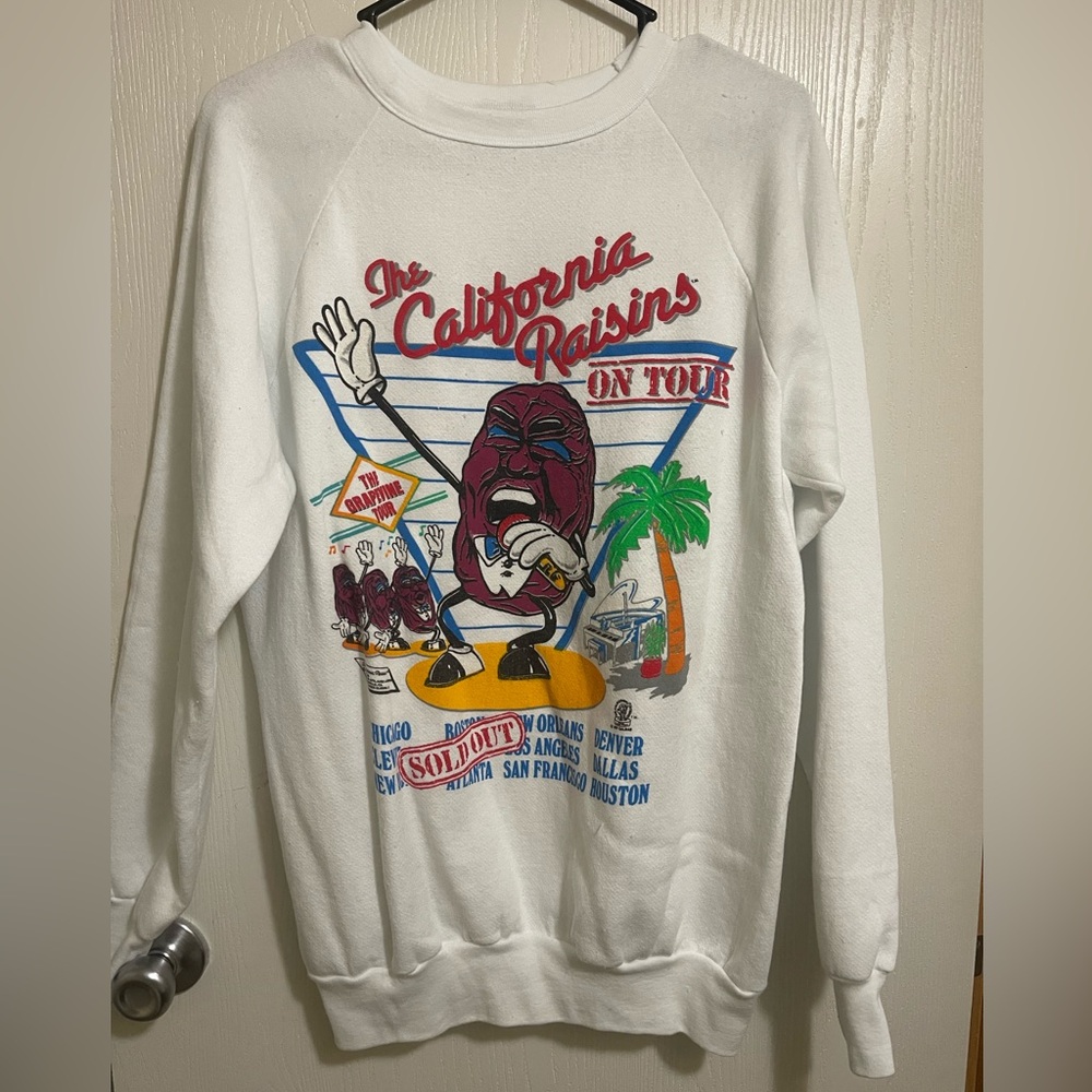 Vintage 1987 California Raisins crewneck sweatshirt